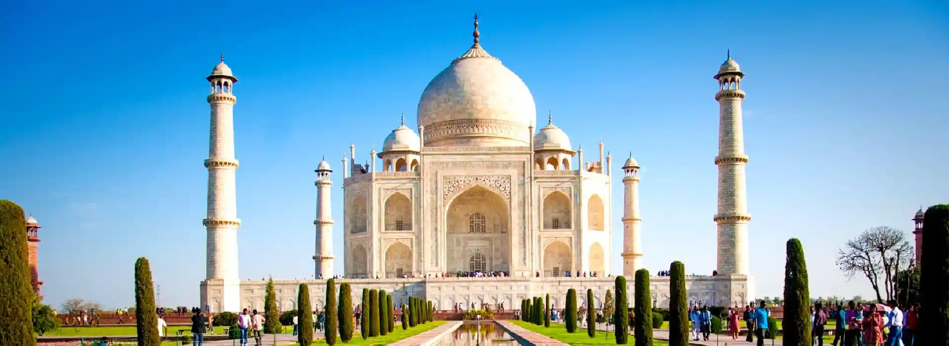 From Delhi: Taj Mahal and Agra Day Tour by Premium Cars