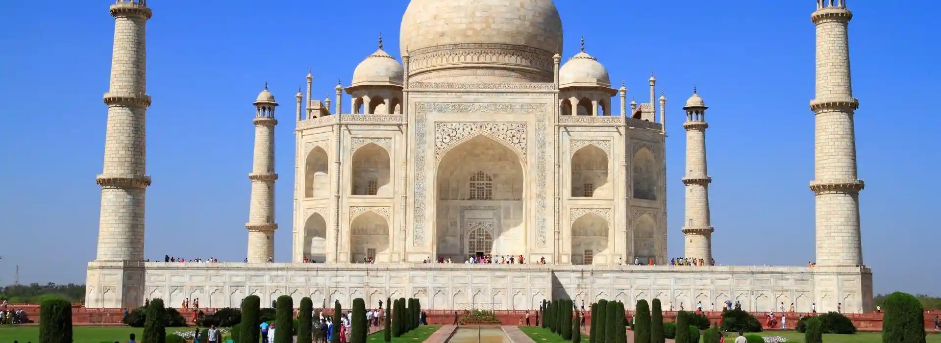 From Delhi: Taj Mahal and Agra Tour By Superfast Train